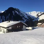 Starzelhaus * Mittelberg