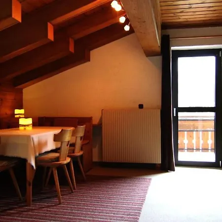 Fogadó Starzelhaus